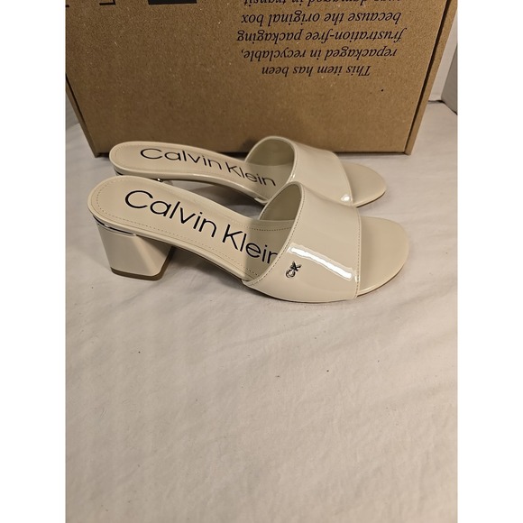 Calvin Klein Ulaka Heeled Sandal Womens Size 6.5 Ivory Retails $110 - Picture 3 of 9